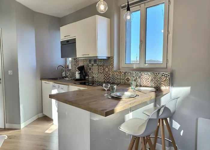 Le Colibri ⁂ Centre-ville ⁂ Fibre Hotel *